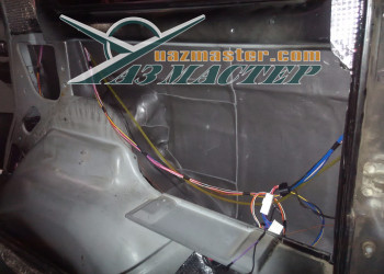 Покрытие ВИБРОИЗОЛОМ и СПЛЕНом.