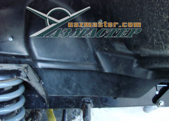 Установлена дополнительная, боковая защита картера двигателя УАЗа