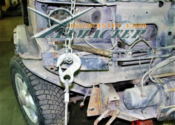 Замена передних крыльев и ремонт передка на  УАЗ ПАТРИОТ после аварии (10)