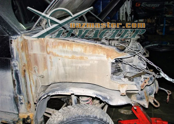 Замена передних крыльев и ремонт передка на  УАЗ ПАТРИОТ после аварии (2)