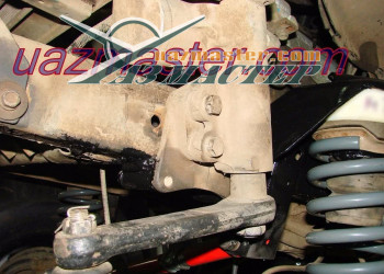 Переносим крепление механизма ГУРа на новое место