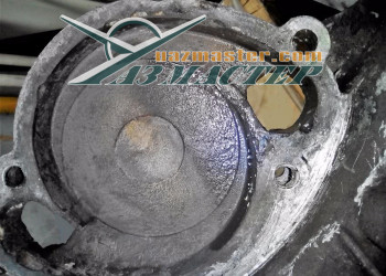 Корпус водяного насоса