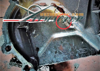 Остаток замка 2-х рядной цепи ЗМЗ-409 остался на крышке